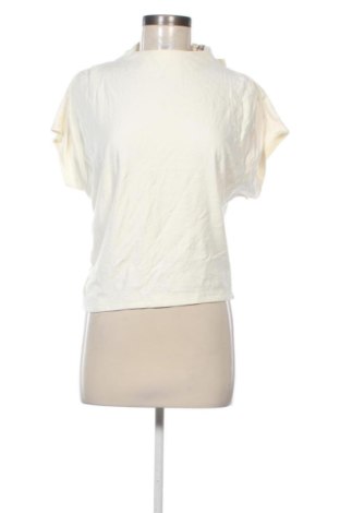 Damen Shirt Gestuz, Größe M, Farbe Ecru, Preis 75,00 €