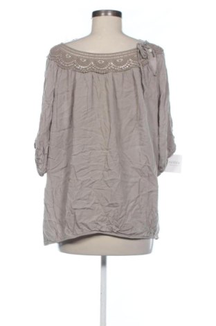 Damen Shirt Giada, Größe XXL, Farbe Braun, Preis 11,99 €