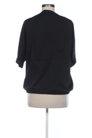 Bluză de femei Marc Cain, Mărime M, Culoare Negru, Preț 307,58 Lei