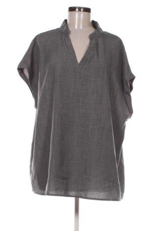 Bluzka damska SHEIN, Rozmiar 3XL, Kolor Szary, Cena 51,99 zł