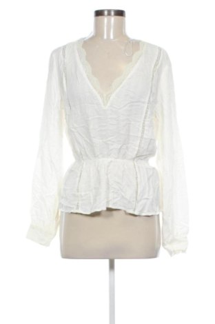Bluză de femei Stradivarius, Mărime M, Culoare Ecru, Preț 60,99 Lei