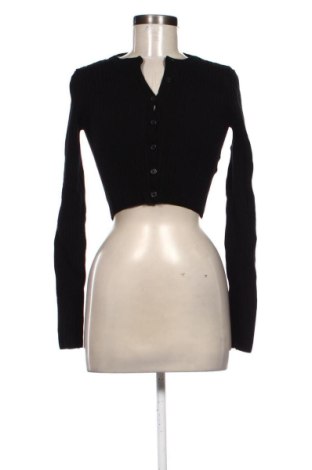 Damen Strickjacke Bershka, Größe M, Farbe Schwarz, Preis 19,99 €