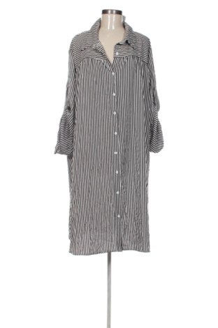 Дамска риза SHEIN, Размер 5XL, Цвят Многоцветен, Цена 13,29 €