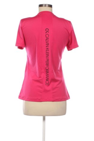 Γυναικείο t-shirt Calvin Klein, Μέγεθος M, Χρώμα Ρόζ , Τιμή 17,36 €