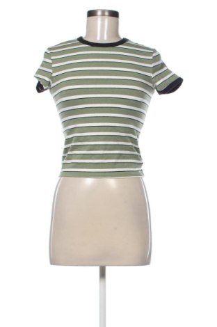Γυναικείο t-shirt Cropp, Μέγεθος XS, Χρώμα Πολύχρωμο, Τιμή 9,00 €