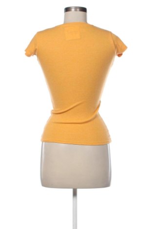 Damski T-shirt Fb Sister, Rozmiar XS, Kolor Pomarańczowy, Cena 46,57 zł
