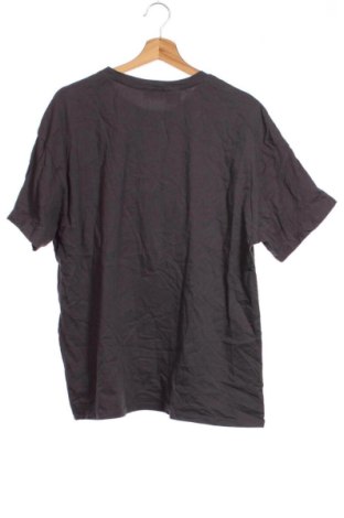 Γυναικείο t-shirt Fb Sister, Μέγεθος XL, Χρώμα Γκρί, Τιμή 10,99 €