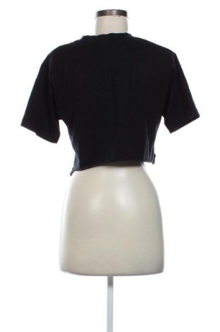 Γυναικείο t-shirt Mister Tee, Μέγεθος M, Χρώμα Μαύρο, Τιμή 9,00 €