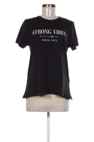 Γυναικείο t-shirt ONLY, Μέγεθος L, Χρώμα Μαύρο, Τιμή 7,16 €