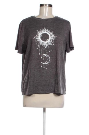 Γυναικείο t-shirt SHEIN, Μέγεθος L, Χρώμα Γκρί, Τιμή 9,00 €