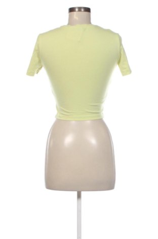 Damen T-Shirt Zara, Größe XS, Farbe Grün, Preis 6,00 €