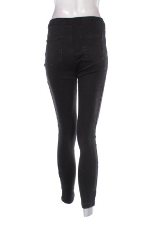 Damen Jeans Beloved, Größe S, Farbe Schwarz, Preis 15,00 €