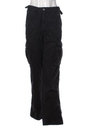 Blugi de femei Bershka, Mărime S, Culoare Negru, Preț 145,99 Lei