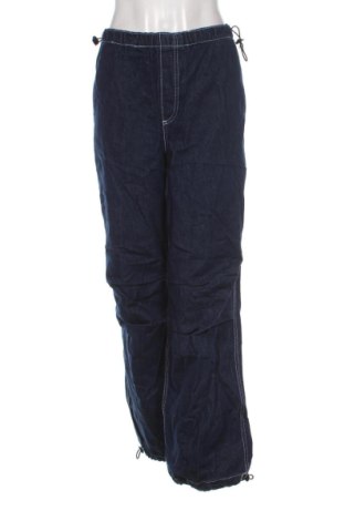 Blugi de femei Bershka, Mărime XL, Culoare Albastru, Preț 91,99 Lei, #136316758