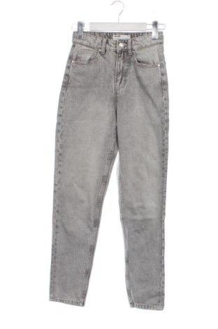 Γυναικείο Τζίν Bershka, Μέγεθος XXS, Χρώμα Γκρί, Τιμή 17,99 €