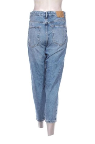 Damskie jeansy Bershka, Rozmiar M, Kolor Niebieski, Cena 78,99 zł
