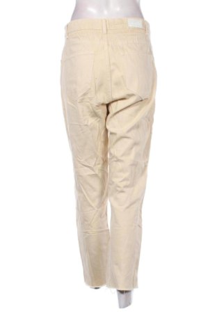Blugi de femei Bershka, Mărime S, Culoare Bej, Preț 91,99 Lei
