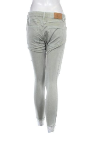 Blugi de femei Bershka, Mărime L, Culoare Verde, Preț 91,99 Lei