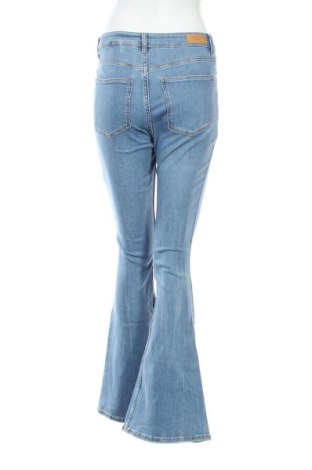 Damskie jeansy Bershka, Rozmiar M, Kolor Niebieski, Cena 79,15 zł