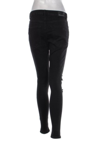 Damskie jeansy Bershka, Rozmiar M, Kolor Czarny, Cena 79,47 zł