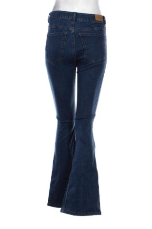 Дамски дънки Bershka, Размер S, Цвят Син, Цена 18,85 €