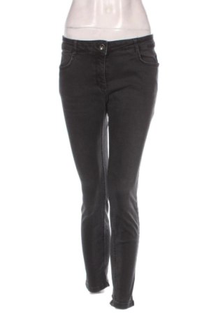 Damen Jeans Betty Barclay, Größe M, Farbe Schwarz, Preis 26,42 €