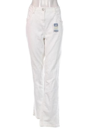Дамски дънки Blue Motion, Размер XXL, Цвят Бял, Цена 23,60 €