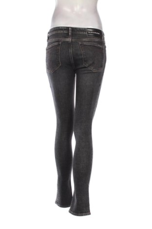 Damen Jeans Calvin Klein Jeans, Größe S, Farbe Grau, Preis 34,72 €