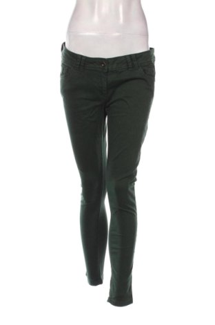 Damen Jeans Clockhouse, Größe L, Farbe Gelb, Preis 13,99 €