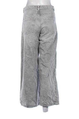 Damskie jeansy H&M Divided, Rozmiar M, Kolor Szary, Cena 78,99 zł