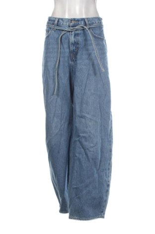 Dámske džínsy  Levi's, Veľkosť L, Farba Modrá, Cena  45,95 €