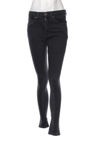 Női farmernadrág Levi's, Méret S, Szín Fekete, Ár 19 239 Ft