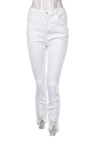 Damen Jeans Monday Premium, Größe M, Farbe Weiß, Preis 19,99 €