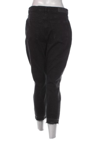 Dámske džínsy  Noisy May, Veľkosť M, Farba Čierna, Cena  21,00 €