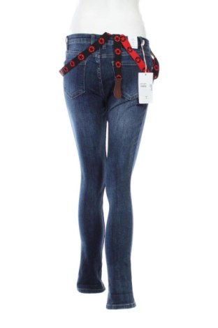 Dámske džínsy  Premium Denim, Veľkosť L, Farba Modrá, Cena  27,68 €
