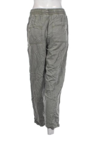 Dámske džínsy  Primark, Veľkosť M, Farba Zelená, Cena  17,95 €