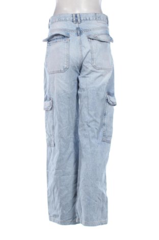 Damskie jeansy Pull&Bear, Rozmiar M, Kolor Niebieski, Cena 78,99 zł