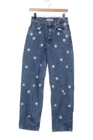 Dámske džínsy  Pull&Bear, Veľkosť XS, Farba Viacfarebná, Cena  17,95 €