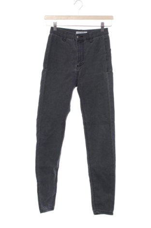 Női farmernadrág Pull&Bear, Méret XXS, Szín Szürke, Ár 5 759 Ft