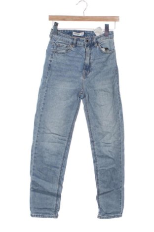 Dámske džínsy  Pull&Bear, Veľkosť XXS, Farba Modrá, Cena  17,95 €