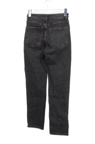 Дамски дънки Pull&Bear, Размер XS, Цвят Черен, Цена 15,00 €