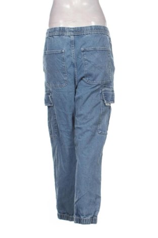 Dámske džínsy  Pull&Bear, Veľkosť M, Farba Modrá, Cena  17,95 €