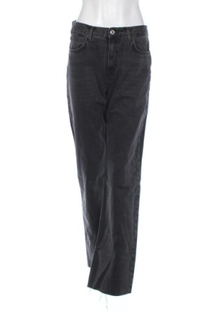 Dámské džíny  Pull&Bear, Velikost M, Barva Šedá, Cena  699,00 Kč