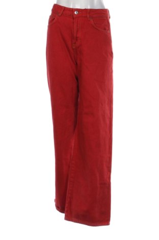 Blugi de femei Pull&Bear, Mărime S, Culoare Roșu, Preț 119,90 Lei