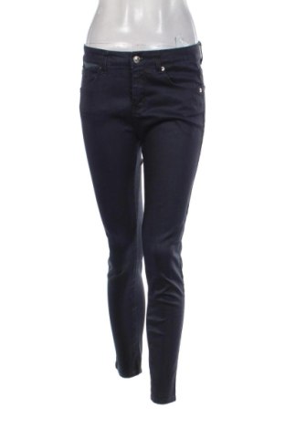 Damskie jeansy Pull&Bear, Rozmiar M, Kolor Niebieski, Cena 80,38 zł