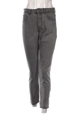 Damen Jeans Pull&Bear, Größe M, Farbe Grau, Preis 14,77 €