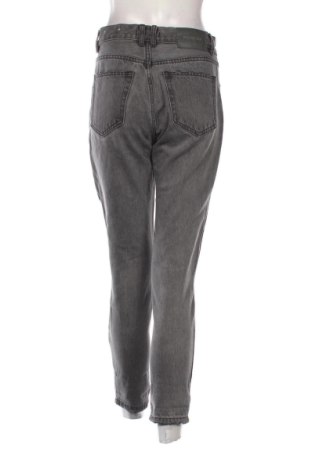 Damen Jeans Pull&Bear, Größe M, Farbe Grau, Preis 14,77 €