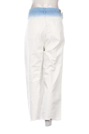 Damen Jeans S.Oliver, Größe XXL, Farbe Weiß, Preis 35,63 €