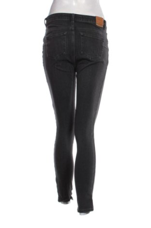 Damen Jeans Silvian Heach, Größe M, Farbe Grau, Preis 38,00 €
