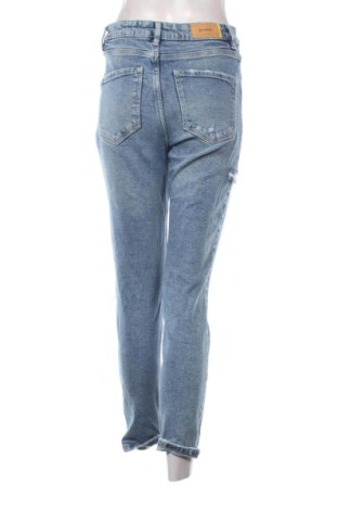 Damskie jeansy Stradivarius, Rozmiar M, Kolor Niebieski, Cena 80,38 zł